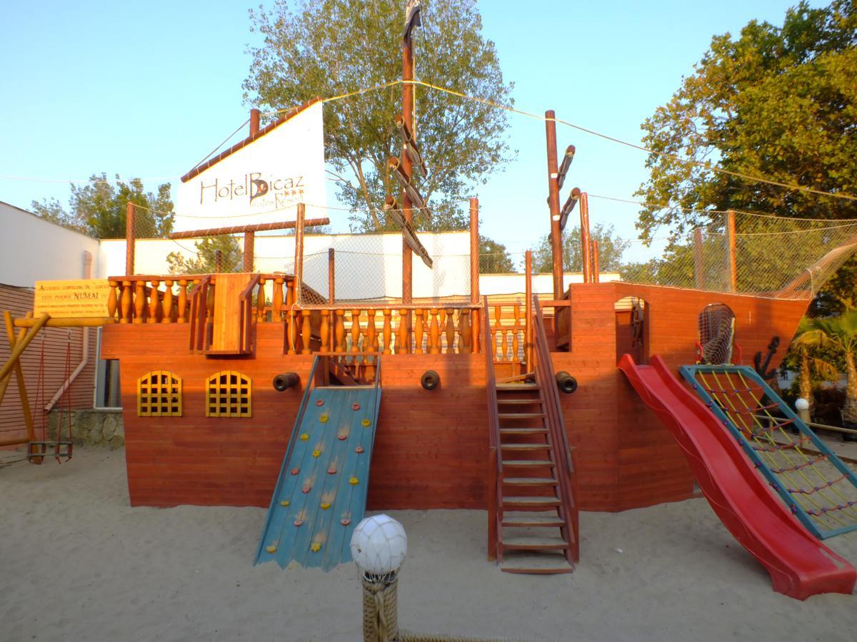 מאמאיה Pirates Resort מראה חיצוני תמונה