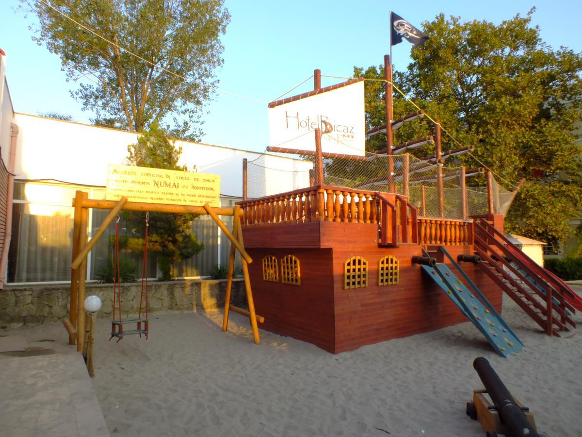 מאמאיה Pirates Resort מראה חיצוני תמונה